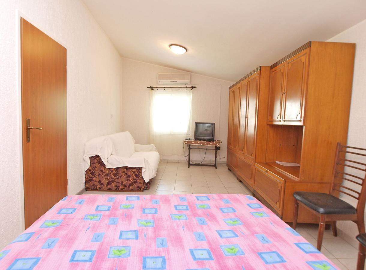 Apartments Danica 271 เวอร์ซาร์ ภายนอก รูปภาพ